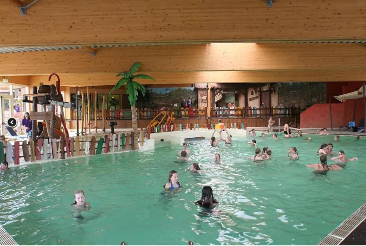 Zen-Bungalow No 1 Met Sauna En Hottub Rheezerveen Esterno foto